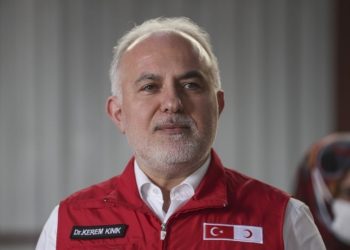 Depremde çöken su şebekesini Kerem Kınık’ın yöneticisi olduğu şirket yapmış