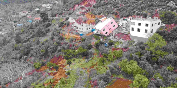 Depremlerin tetiklediği 2 bin 826 heyelan oldu