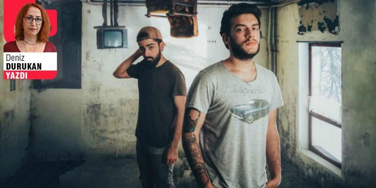 Direniyorum aşkla - Deniz Durukan