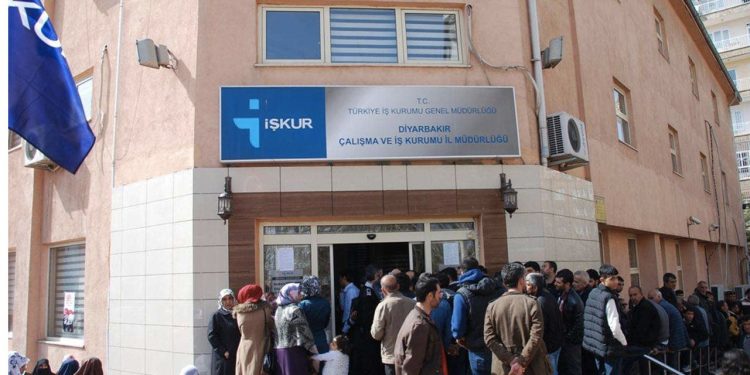 Diyarbakır'da bin 354 kişilik kadroya 20 bin başvuru