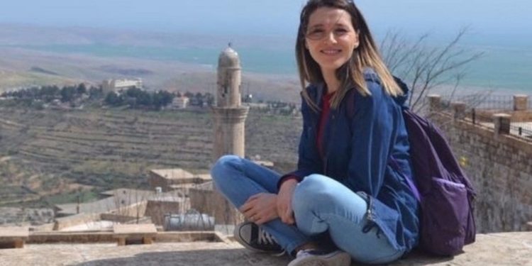 Diyarbakır'da öğretmen Tuğba Parlak varis ameliyatından bir gün sonra öldü