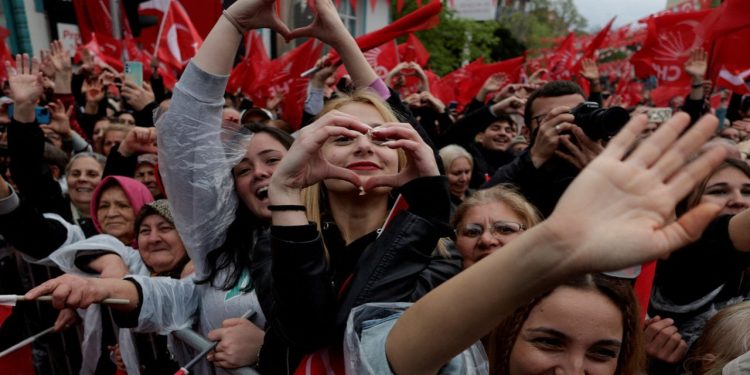 Economist: Erdoğan'ın yenilme riski yüksek