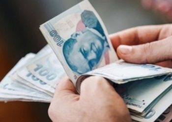 Emeklilerin bayram ikramiyeleri ve maaşlarının ödeneceği tarih belli oldu