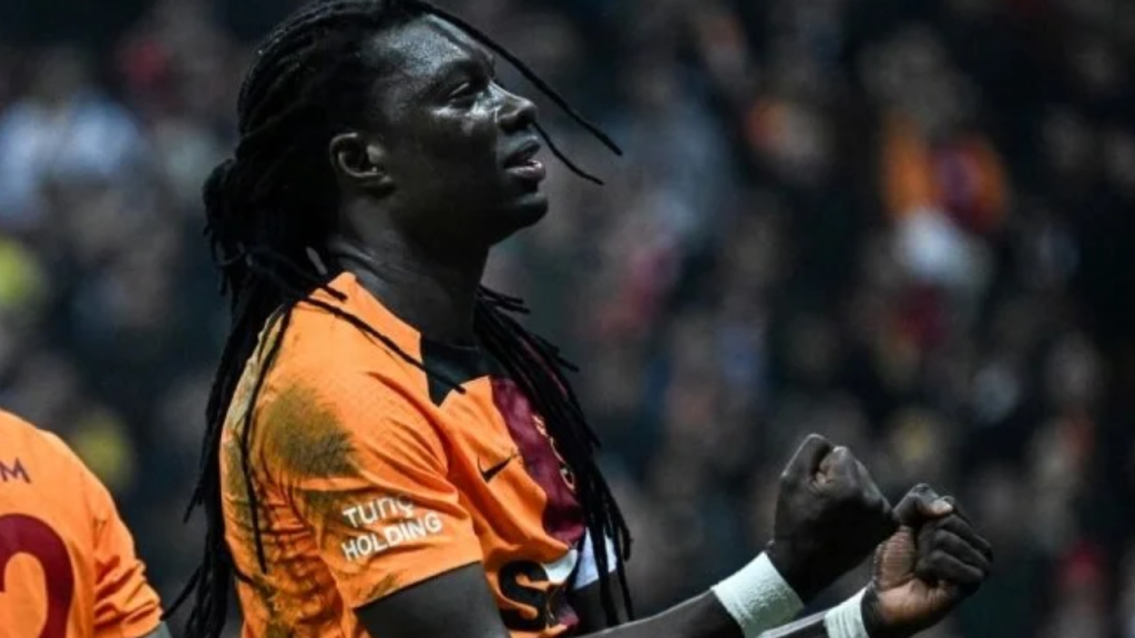 Erden Timur'dan 'Gomis' açıklaması