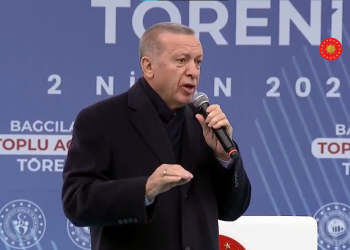 Erdoğan, Kılıçdaroğlu'nu hedef aldı: 'Birileri seccadelerin üzerine ayak basabilir'