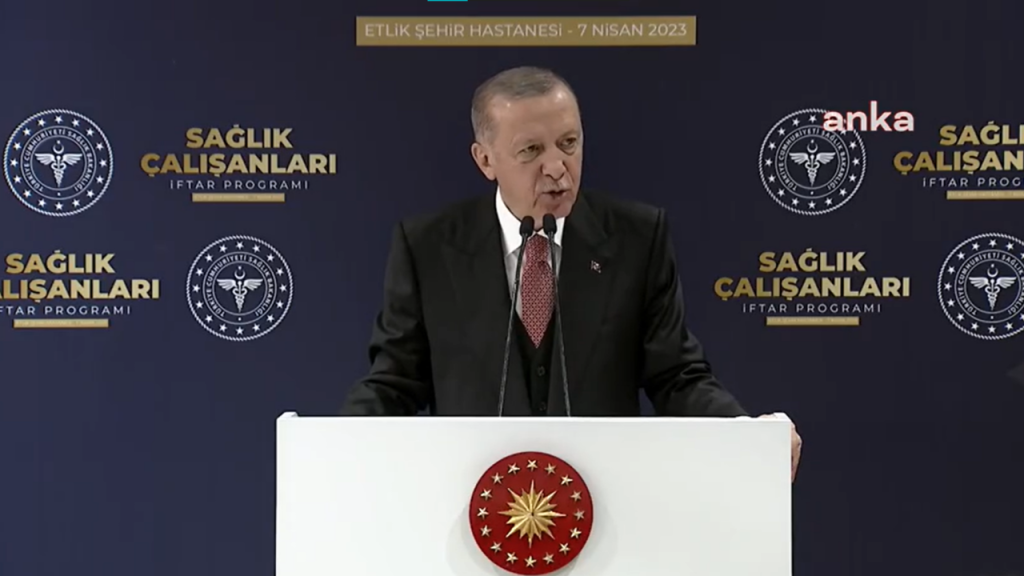 Erdoğan açıkladı: Depremlerde 505 sağlık emekçisi hayatını kaybetti