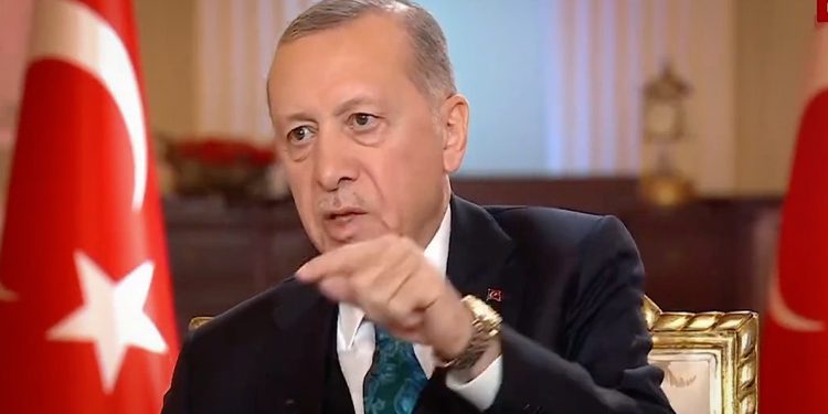 Erdoğan ‘seccade’ fırsatını kaçırmadı: Bu istismarcıları sandığa gömün