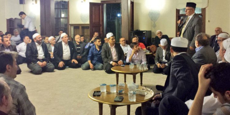 Erdoğan'ın dostu İBB binasını 'dergah' yapmış: Kızılay'dan da maaş