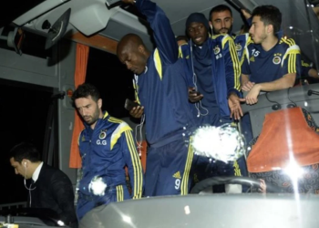 Fenerbahçe'den 'otobüs saldırısı' açıklaması: 'Suikast girişiminde bulunulmuştur'