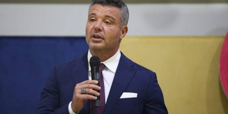 Fenerbahçe'ye başkan olmam için yoğun ilgi var