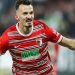 Fenerbahçe'ye müjdeli haber; Augsburg'dan Mergim Berisha kararı!