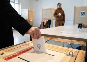 Finlandiya'da erken oylamada Ulusal Koalisyon Partisi önde