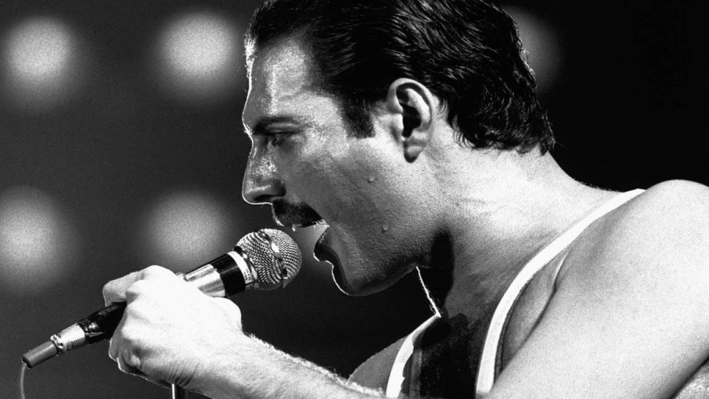 Freddie Mercury'nin özel koleksiyonu açık artırmaya çıkıyor