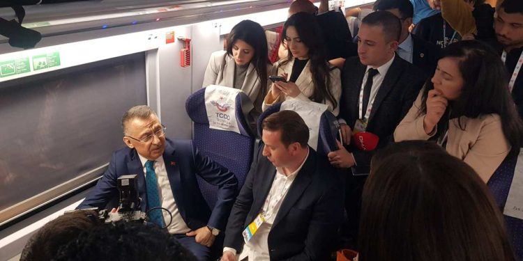 Fuat Oktay'dan Erdoğan'ın sağlık durumuna ilişkin açıklama: Cumhurbaşkanımızın sağlık durumu çok iyi, iletişim halindeyiz