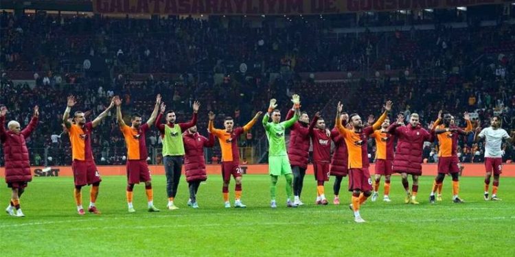 Galatasaray evinde yenilmiyor