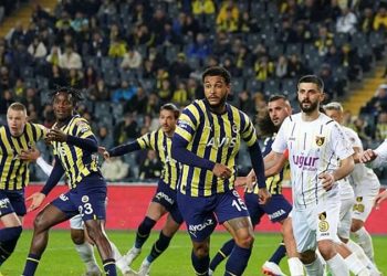 Galatasaray'ın evinde takılmasının ardından Şükrü Saracoğlu'nda rakip İstanbulspor