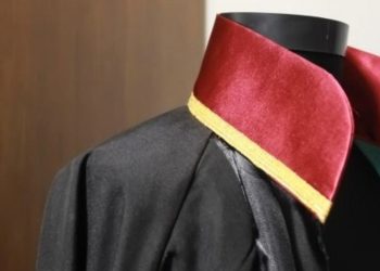 Genç avukatlar 5 yıl baro aidatı ödemeyecek