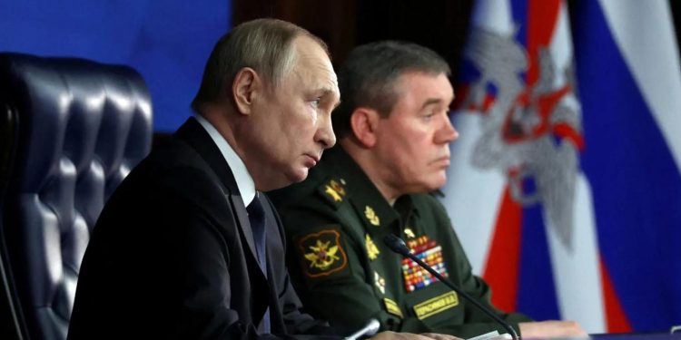 Gizli Pentagon belgeleri: Rus generaller, Putin’in kanser olmasından faydalanarak savaşı sabote etmek istiyor