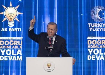 Güçlü ekonomi ekibi vurgusu, Mehmet Şimşek hatırlatması