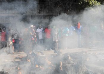 Haiti'de 13 çete üyesi diri diri yakılarak öldürüldü
