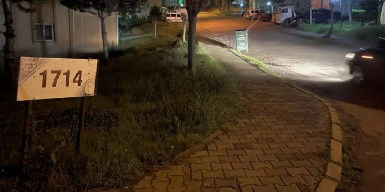 Hemşirenin korkunç ölümü: Evinde boğazı kesik halde bulundu