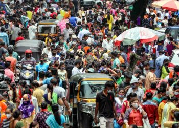 Hindistan nüfusu Çin’i haftaya geçiyor