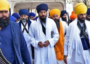 Hindistan'da ayrılıkçı lider Amritpal Singh yakalandı: Milyonlarca kişinin interneti kesilmişti