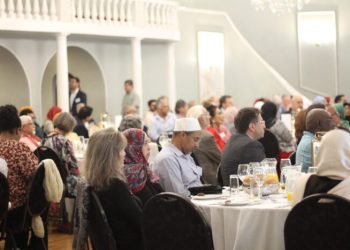 “Hizmet İftarları, Hz. İbrahim’in yabancılara karşı sınırsız misafirperverliğini hatırlatıyor”