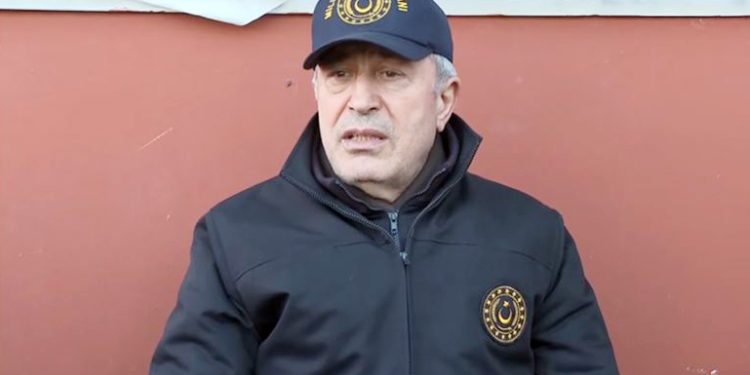 Hulusi Akar, ‘sığınmacı akını’ iddialarını yalanladı: Yasadışı geçişe müsaade etmeyiz