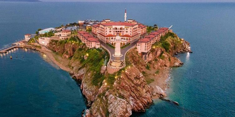 İBB yöneticisi Buğra Gökçe: Yassıada’daki tesislerin işletmesini almak istedik ama engellendi