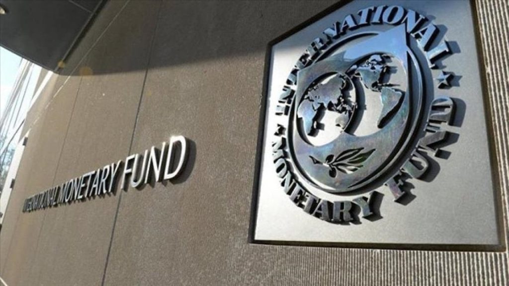 IMF, Ukrayna için 15,6 milyar dolarlık finansmanı onayladı