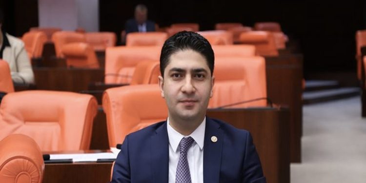 İddia: MHP'li vekilden trafikte tartıştığı sürücüye kurşun ve dayak