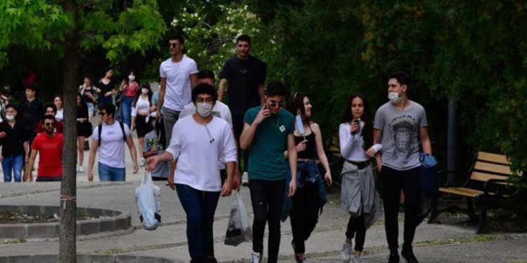 İlk kez oy kullanacak 6.5 milyon genç anketi: Kılıçdaroğlu gençlerde karşılık buluyor