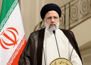 İran Cumhurbaşkanı Reisi: Başörtüsü meselesini kültürel bir yaklaşımla çözmeye çalışıyoruz