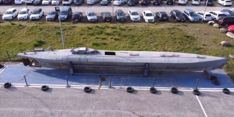 İspanya kıyılarında yakalanan narko-denizaltı ilk kez görüntülendi
