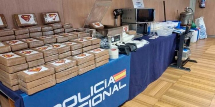 İspanya'da Avrupa'nın en büyük kokain laboratuvarı bulundu: Günlük 200 kilo üretiyordu