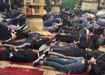 İsrail polisi, Mescid-i Aksa’ya baskın düzenledi