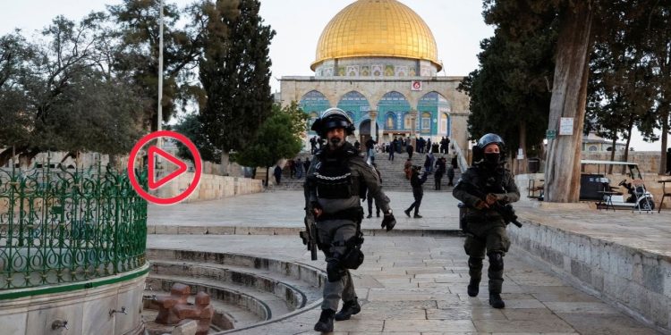 İsrail polisinden Mescid-i Aksa'ya baskın: 400'den fazla gözaltı
