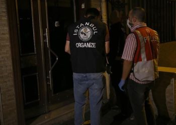 İstanbul’da üniversite öğrencilerine sahurda polis operasyonu