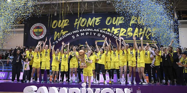 Kadınlar Basketbol Süper Ligi’nde şampiyon Fenerbahçe