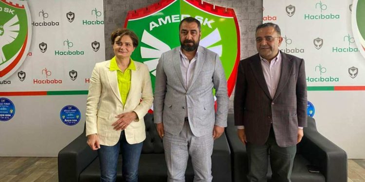 Kaftancıoğlu, Amedspor'u ziyaret etti: Aslında benim yaşadığımı Amedspor da yaşıyor