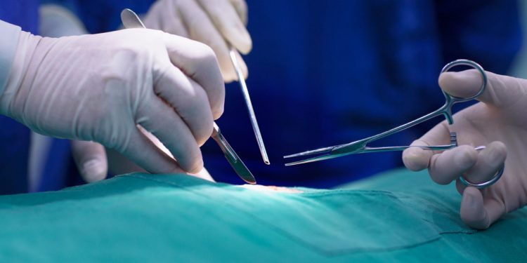 Kan stokları tükendi, kalp ameliyatlarının yüzde 30'u ertelendi