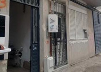 Kapıya ateş etti, komşusunu öldürdü