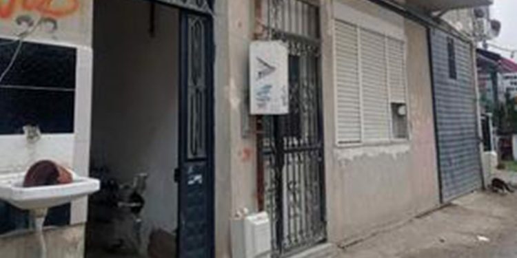 Kapıya ateş etti, komşusunu öldürdü