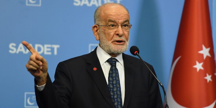 Karamollaoğlu’ndan Erdoğan’a: O daha kısa pantolonluyken…