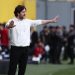 Kart sınırında olan futbolcularımı Fenerbahçe maçında oynatmayacağımı söyledim