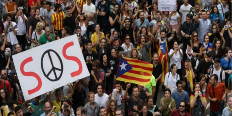 Katalanların bağımsızlık referandumu Madrid'den döndü
