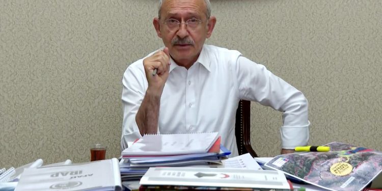 Kemal Kılıçdaroğlu’ndan ‘seccade’ açıklaması: Göremedim, çok üzgünüm