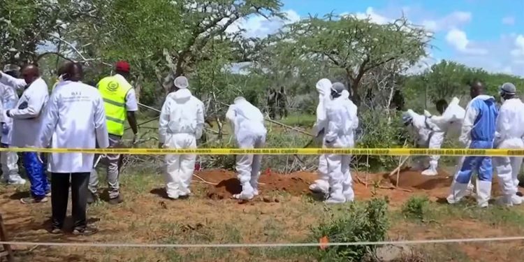 Kenya'da cenneti 'müjdeleyen' tarikatın 58 üyesi açlıktan öldü