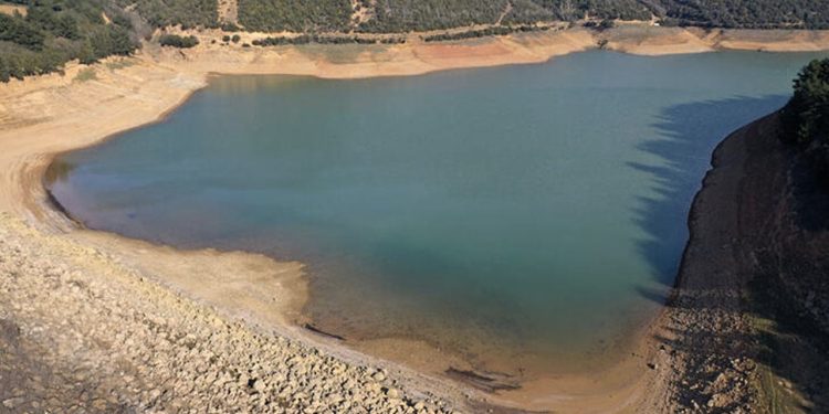 Keşan’daki Kadıköy Barajı’nda su seviyesi yüzde altı geriledi